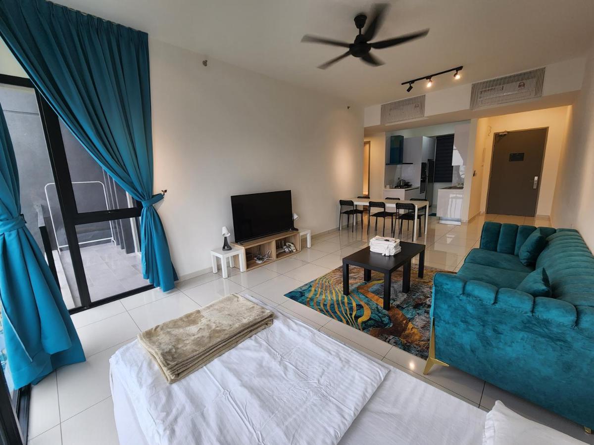 Beacon Executive Suites - Penang George Town Bagian luar foto